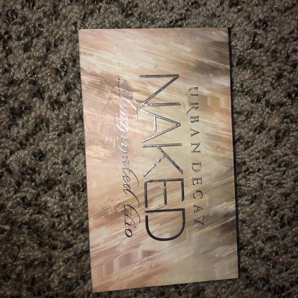URBAN DECAY NAKED highlight palette